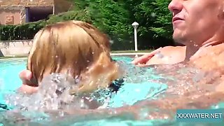 Jason deepthroats Marcie underwater