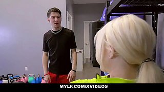 Mylf - gym trainer pounds cougar (Nikki Delano)