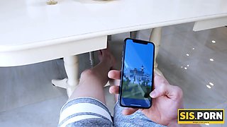 Sis.porn. female fools around with stepbrother