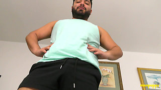 ManPuppy Demetri Silver Shrinks Stranger And Demands Giant Foot Worship