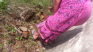 Big boobs Priyanka Tamil aunty cleaning the garden