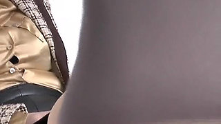 At Easter, the Sperm Will Be Pumped Out! Even with Milking Gloves if Necessary! Lady Victoria Valente