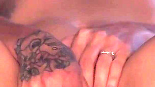 Rose Striptease & Golden Pleasure