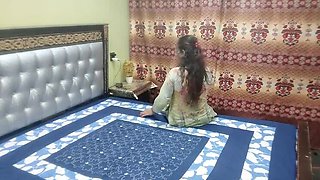 Desi Indian Maid Rough Fuck - Hindi Audio - Pakistani Couple Hot Sex