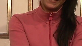 Milf with shaved pussy enjoys alone while being filmed - 3