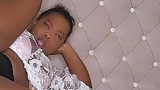 Kenyan Home Maid Fingering Herself