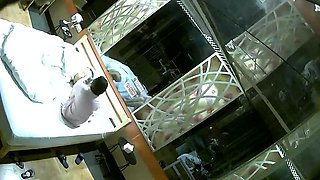 Amateur couple hidden cam