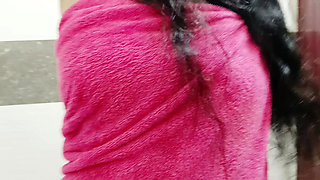 Indian Aunty Bathroom Sex, Fucking Husbend's Friend