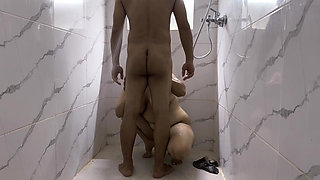 My lust was unstoppable after seeing my sister-in-law naked in the bathroom