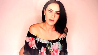 Brunette babe chelsea french solo masturbation