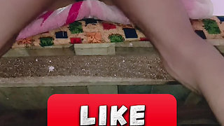 Village Wali Bhabhi's pussy chod chod kar bhosra kar di 9 inch thick cock se