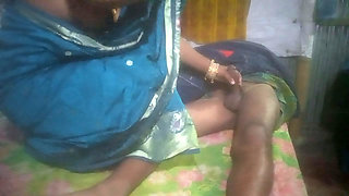 I fucked my wife with jewelry around her neck. It was her wish so I fulfilled it.