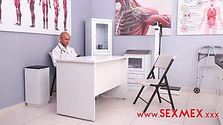 Blonde Emily Thorne - Special Training In 4K - cosplay anal sex at doctor office