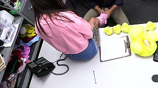 Brunette teen creampied after hardcore sex