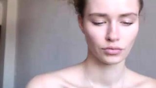 Brunette Solo Webcam Masturbation