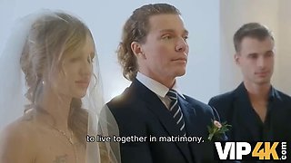 VIP4K. Guests cant hide emotions when they see bride fucking in video