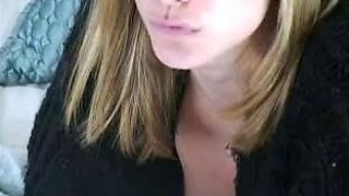MILF blonde live toys webcam show in shower