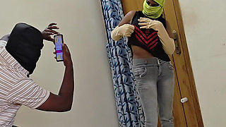 Two Friends Meet for a Insta Photoshoot