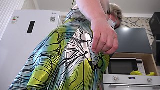 Home Camera Watches a Mature Housewife with a Big Ass. Amateur Video with a Curvy MILF.