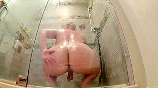 PoundCake In The Shower