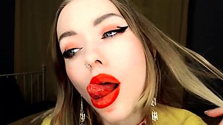 Hot teen lauryn may solo toying