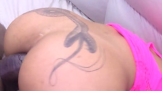 Skinny and Naughty, She Loves to Give Her Ass to the Thick-dicked Brother