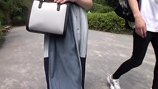 服の上からでも圧倒的な存在感を放つマシュマロ神乳妻登場！！
