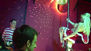 Cute Facial Leaves Three Bi otches Kissing   Uncensored XXX