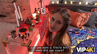 Una Fairy seduces collector with her gorgeous body in POV