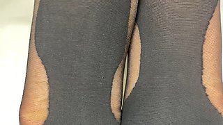 Removing black tights