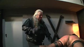 Hard BDSM Sluts Episode 6 - German Vintage HD Sex Toy Action