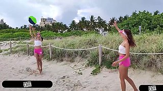 Amateur Football Babes JC Wilds & Sofie Reyez Foursome Creampie - Big Tits Bikini Sex 4K