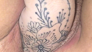 Jade Fisting Her Hairy MILF Pussy