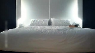 Horny fat arab housewife fingered on amateur hidden cam