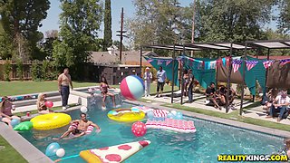 Cali Carter and her naughty friends like to fuck outdoors