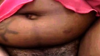 Ebony Amateur Shows Her Pussy on Webcam