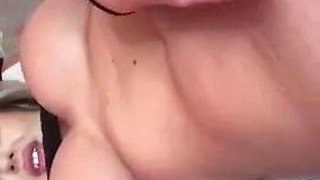 Masturbation close up Tamara big clit