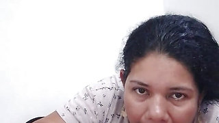 Professional Latina submissive deep blowjob