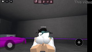 Vaquera cabalga buena polla en Roblox condo