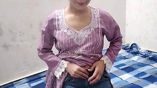 Indian aunty Babykajoldesi takes it hard in the bathroom after her brother steps in