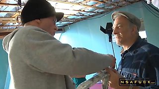 Old Man Assfucking a Nimpho Young Blonde