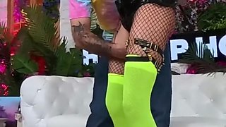 Horny Hime Marie Likes To Suck Nade Nasty's Ass & Big Cock!