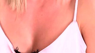 amateur his tall blonde fetish masturbating on live webcam