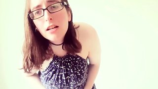 Small titted slut wanks toys
