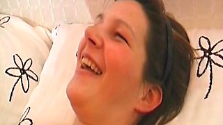 She Is Curvy Amateur Teen From Germany Who Likes to Suck