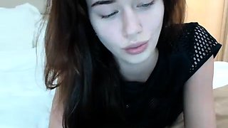 Cute amateur webcam teen girl toying pussy on webcam