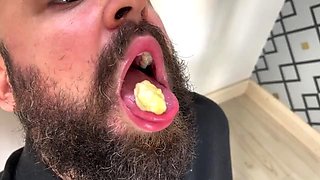 Paulinha Paulinha Feeding The Slave The Right Way