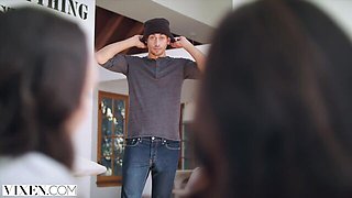 Blowjob video with sexual Jade Nile and Evelyn Claire from Vixen
