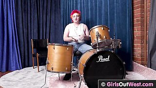 Watch bouncy women's porn