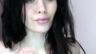 Hot brunette from squirt masturbating on webcam